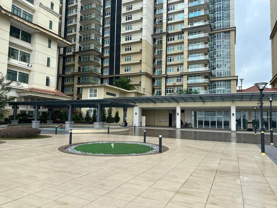 A.R Homestay Riverine Condominium Кучинг Екстериор снимка